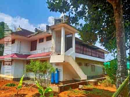 plot with 9 bedroom house for sale in marangattupilly near labour india